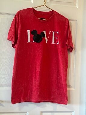 Disney Men's Mickey Love Graphic Ter